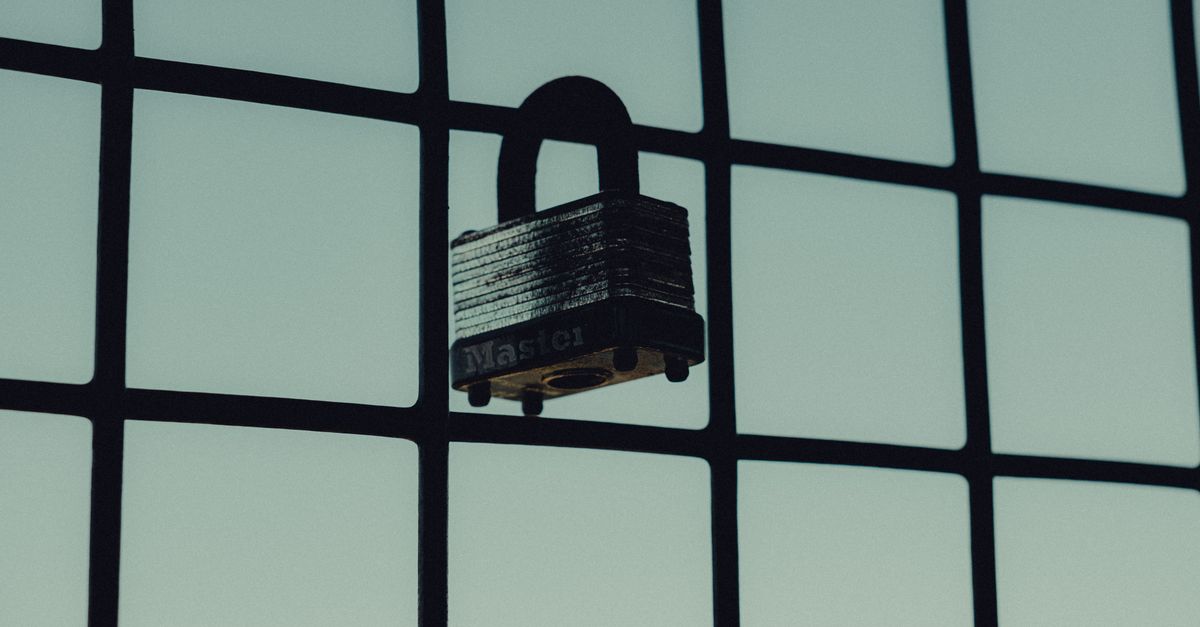 Locked Out in Chicago? Here's What to Do Before Calling an Emergency Locksmith — Lake View Locksmith Chicago