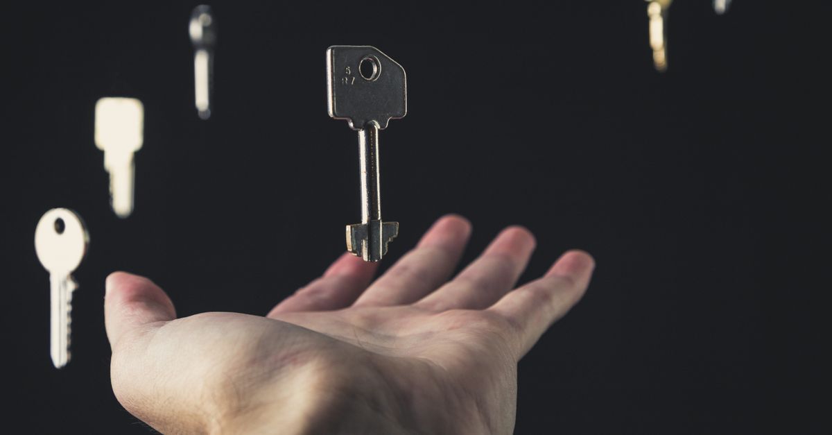 front door lock key — Lake View Locksmith Chicago