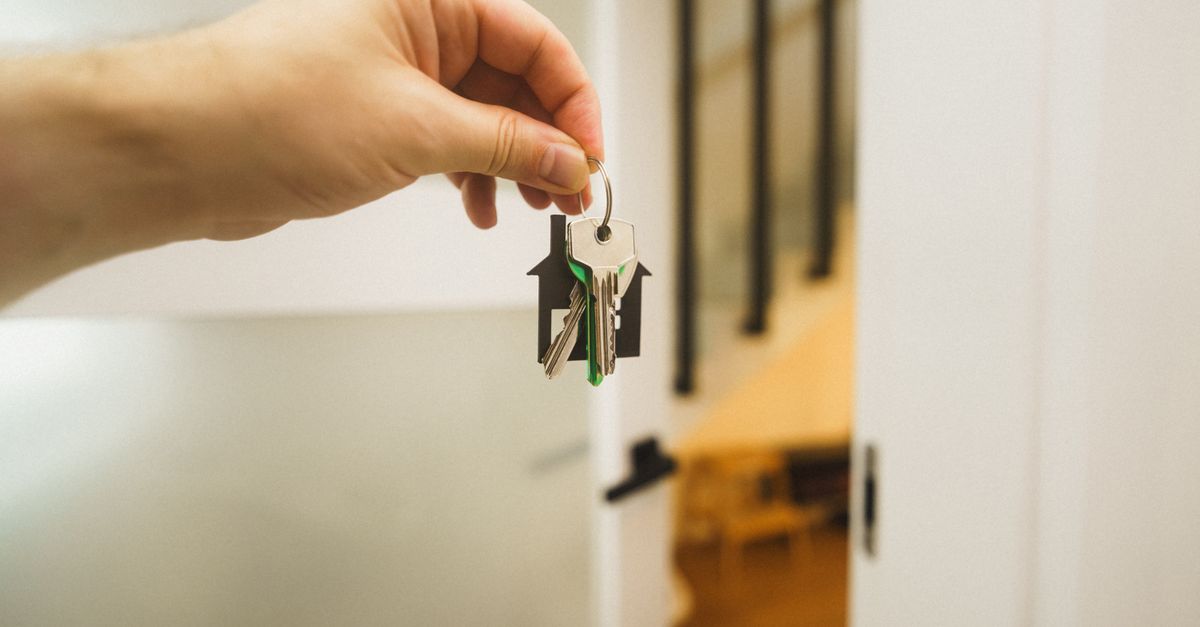 Rekeying vs. Full Lock Changes: Choosing the Right Solution for Your Home — Lake View Locksmith Chicago